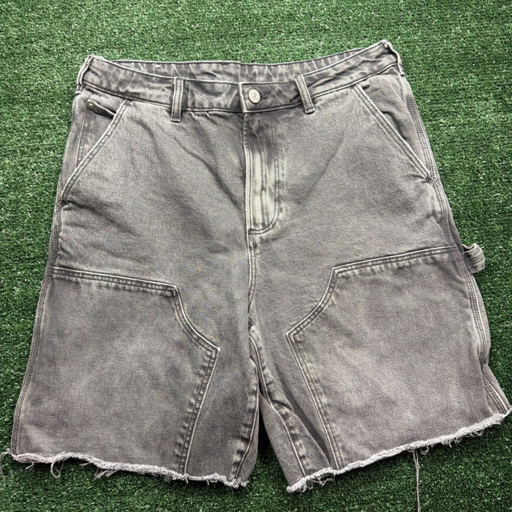 Zara DNWR Mens Gray Carpenter Denim Shorts Double Knee Frayed Hem Utility 31
